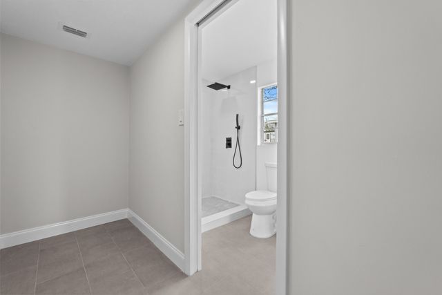 2415 Lewis, West Palm Beach, FL 33415