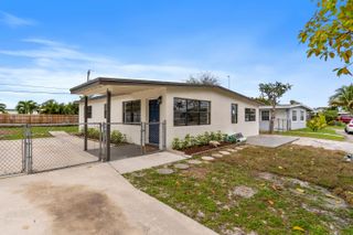2415 Lewis, West Palm Beach, FL 33415