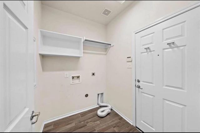 17923 Serene Shore Drive, Cypress, TX 77429