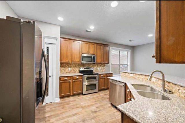 17923 Serene Shore Drive, Cypress, TX 77429