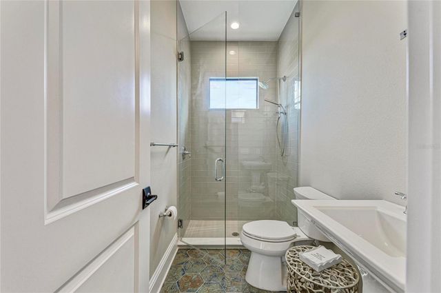 6221 ISLA DEL RAY AVENUE, Sarasota, FL 34240