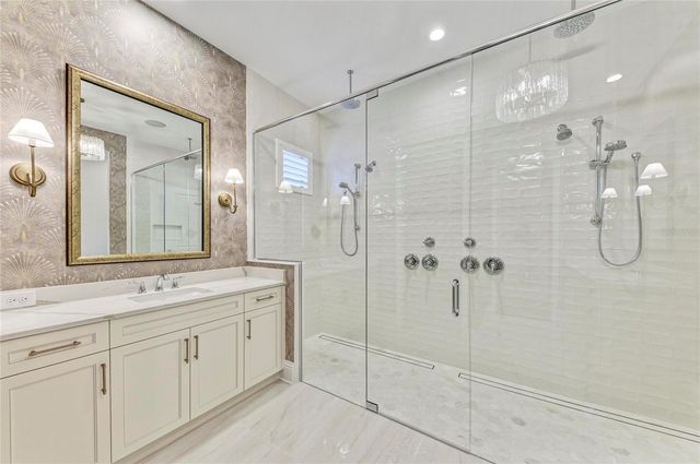 6221 ISLA DEL RAY AVENUE, Sarasota, FL 34240