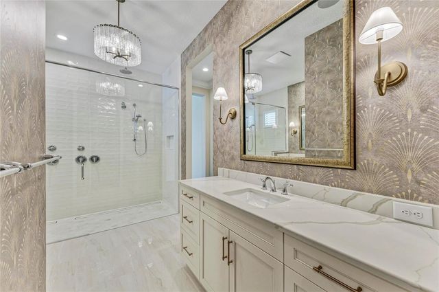 6221 ISLA DEL RAY AVENUE, Sarasota, FL 34240