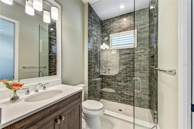 6221 ISLA DEL RAY AVENUE, Sarasota, FL 34240