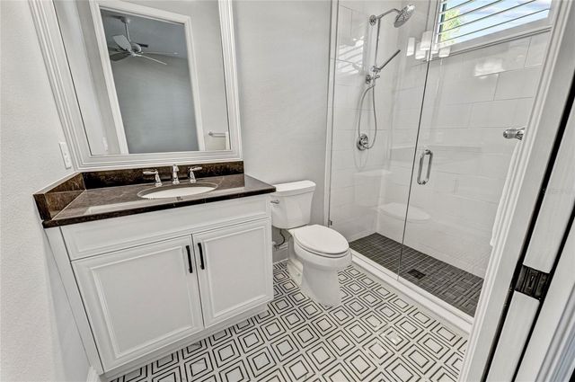 6221 ISLA DEL RAY AVENUE, Sarasota, FL 34240