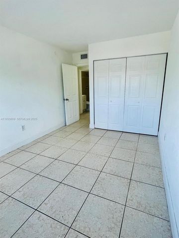 17101 NW 57th Ave 219, Miami Gardens, FL 33055