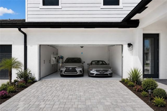 10954 Preachers Cove LN, Fort Myers, FL 33913