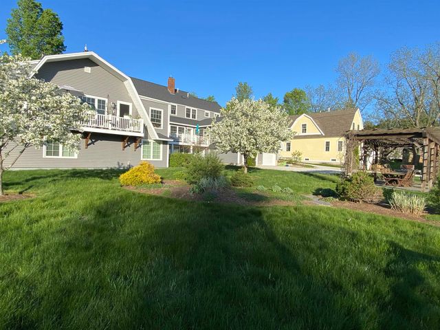 26 N Main St Unit 3, Mont Vernon, NH 03057