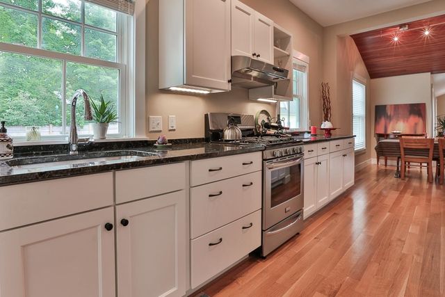 26 N Main St Unit 3, Mont Vernon, NH 03057