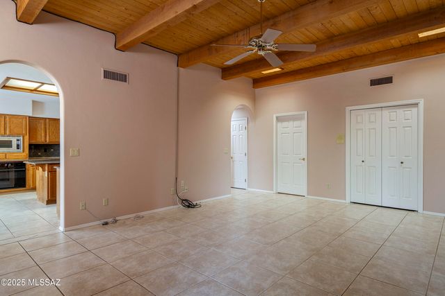 2374 E Calle Los Altos, Tucson, AZ 85718