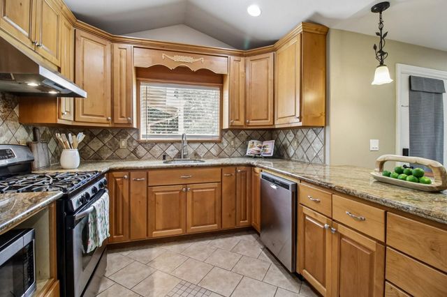 8135 Las Animas Court, Gilroy, CA 95020