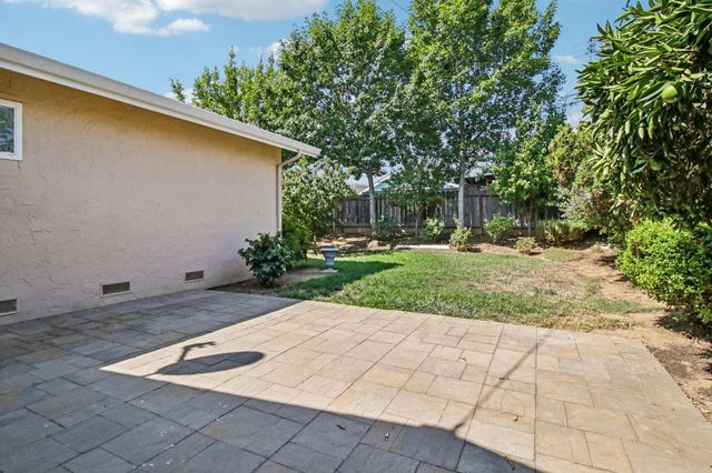 8135 Las Animas Court, Gilroy, CA 95020