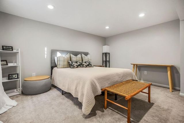 7115 Roe Avenue, Prairie Village, KS 66208