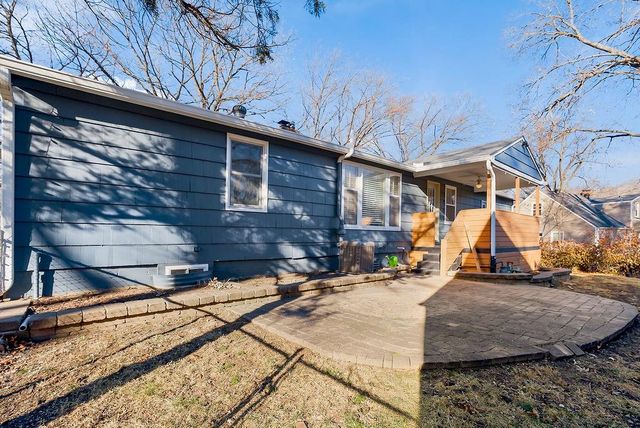 7115 Roe Avenue, Prairie Village, KS 66208