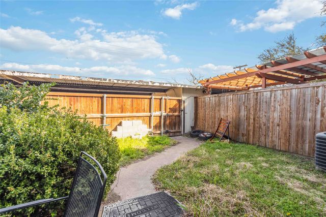 617 Towne House Lane, Richardson, TX 75081