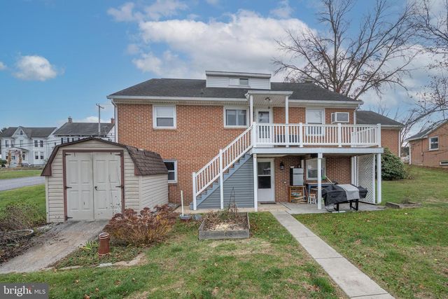 107 CHURCH ST, Seven Valleys, PA 17360