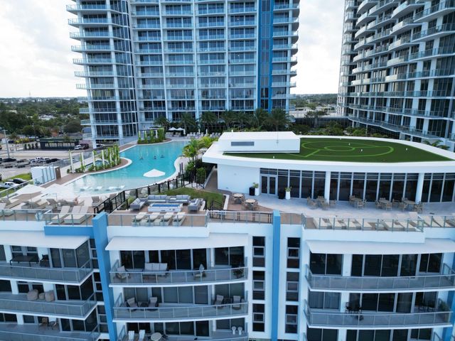 220 Lake Shore Drive 1908, Lake Park, FL 33403