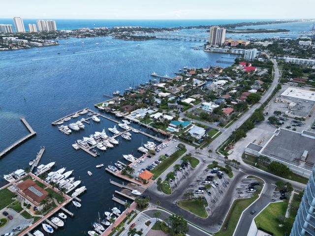 220 Lake Shore Drive 1908, Lake Park, FL 33403