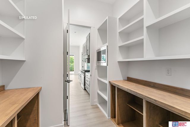 8810 Sandalwood Drive, Lincoln, NE 68520