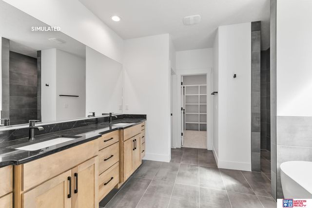 8810 Sandalwood Drive, Lincoln, NE 68520