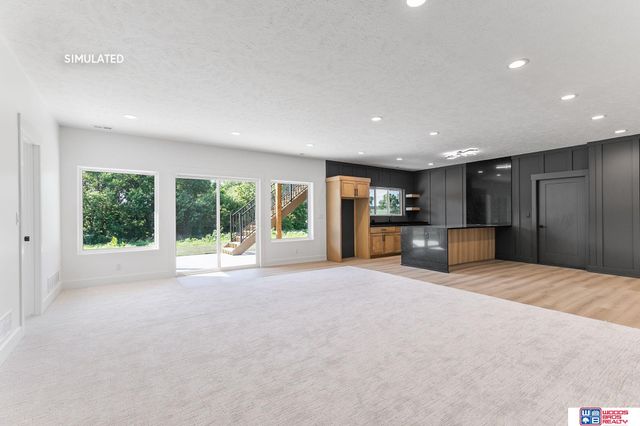 8810 Sandalwood Drive, Lincoln, NE 68520