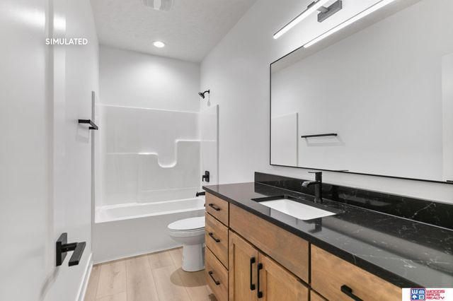 8810 Sandalwood Drive, Lincoln, NE 68520