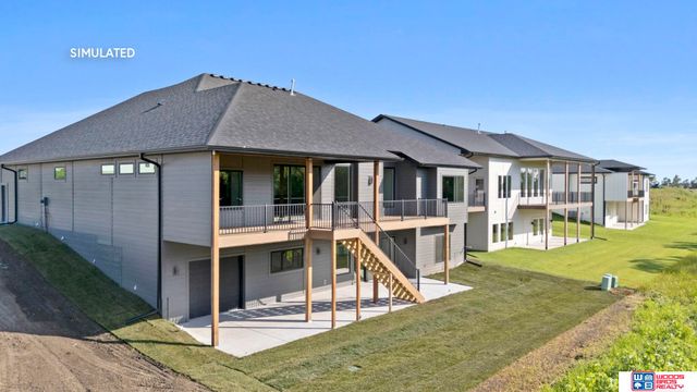 8810 Sandalwood Drive, Lincoln, NE 68520