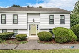 131 Aspetuck Village 131, New Milford, CT 06776