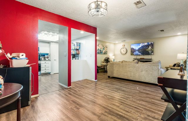 805 Country Club Drive SE APT 1G, Rio Rancho, NM 87124