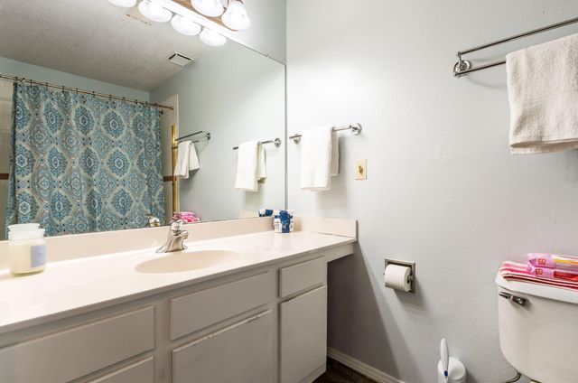 805 Country Club Drive SE APT 1G, Rio Rancho, NM 87124