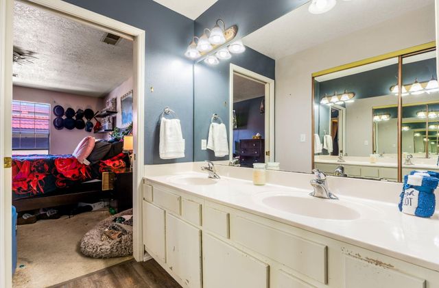 805 Country Club Drive SE APT 1G, Rio Rancho, NM 87124