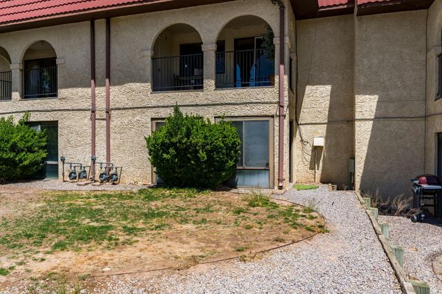 805 Country Club Drive SE APT 1G, Rio Rancho, NM 87124