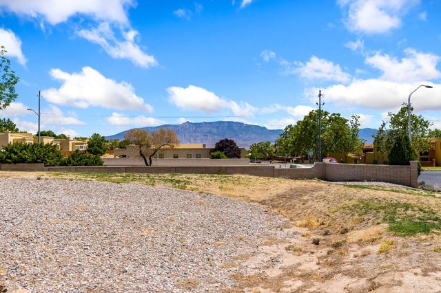 805 Country Club Drive SE APT 1G, Rio Rancho, NM 87124