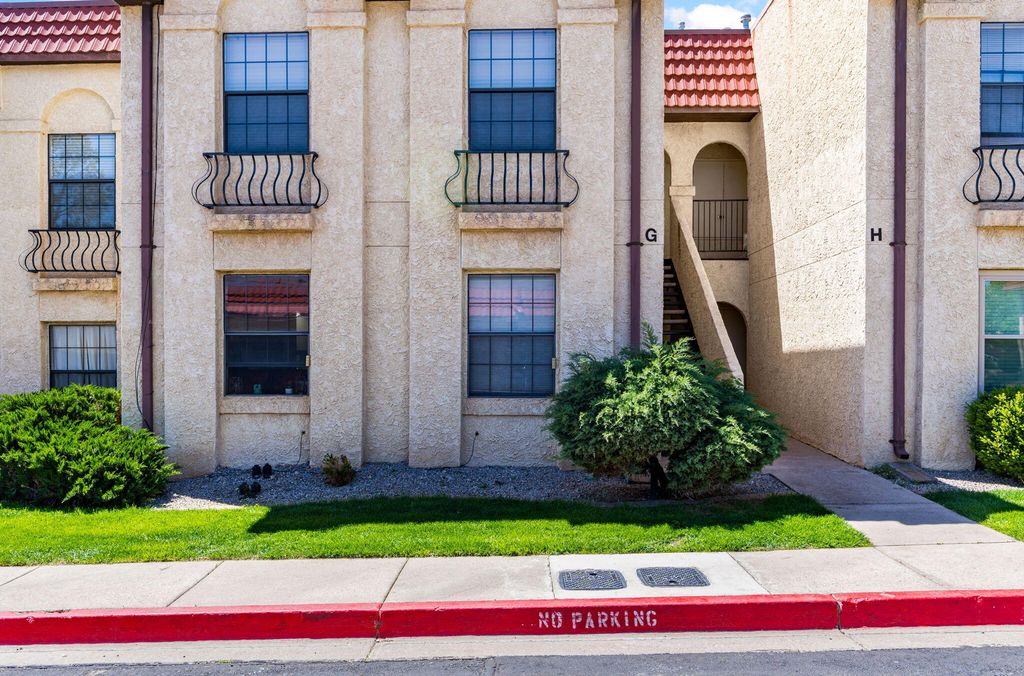805 Country Club Drive SE APT 1G, Rio Rancho, NM 87124