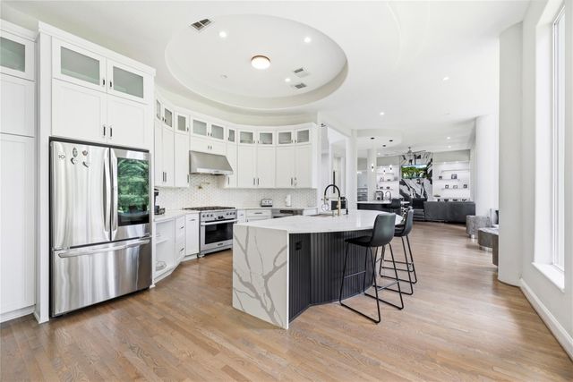 23 Westpoint Drive, Missouri City, TX 77459