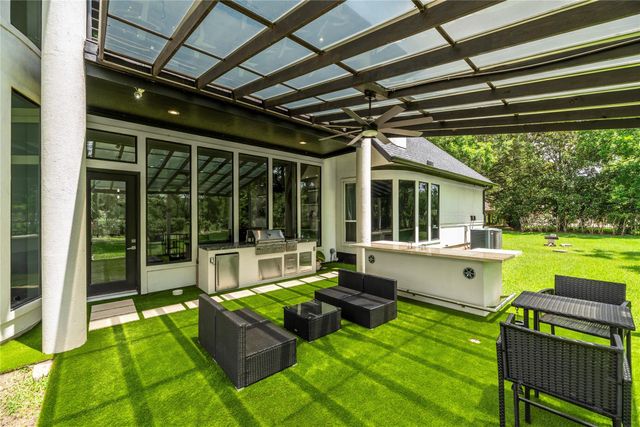 23 Westpoint Drive, Missouri City, TX 77459