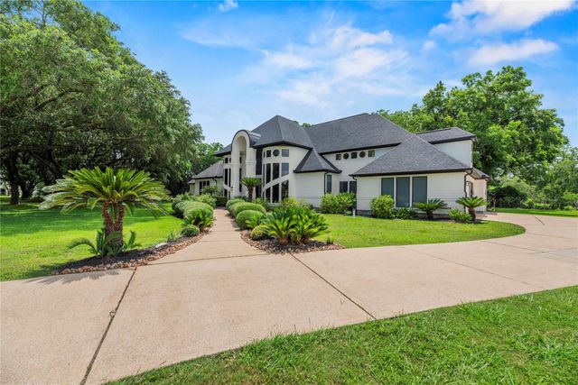 23 Westpoint Drive, Missouri City, TX 77459