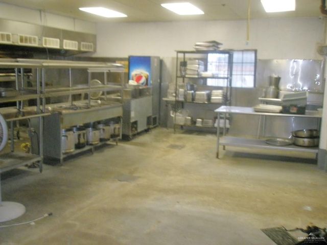 2708 N Texas Boulevard, Weslaco, TX 78599