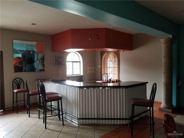 2708 N Texas Boulevard, Weslaco, TX 78599