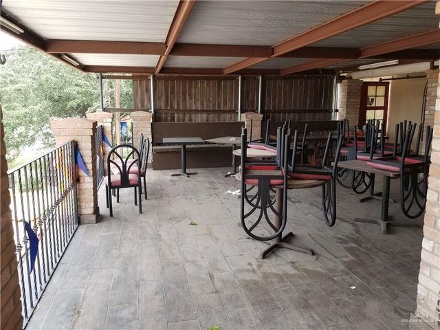 2708 N Texas Boulevard, Weslaco, TX 78599