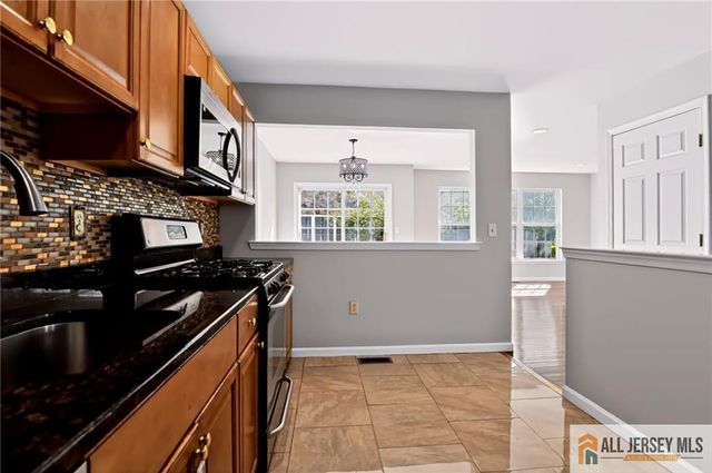 9 Lackland Avenue 9, Piscataway, NJ 08854