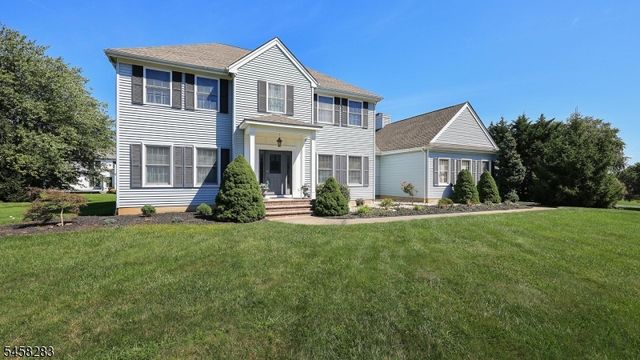 7 Linberger Dr, Bridgewater Twp., NJ 08807
