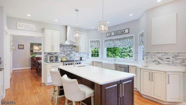 7 Linberger Dr, Bridgewater Twp., NJ 08807