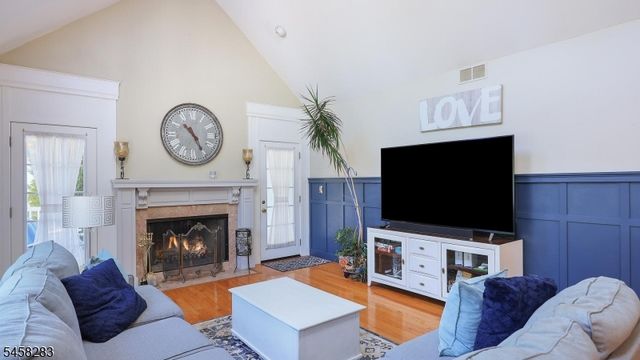 7 Linberger Dr, Bridgewater Twp., NJ 08807