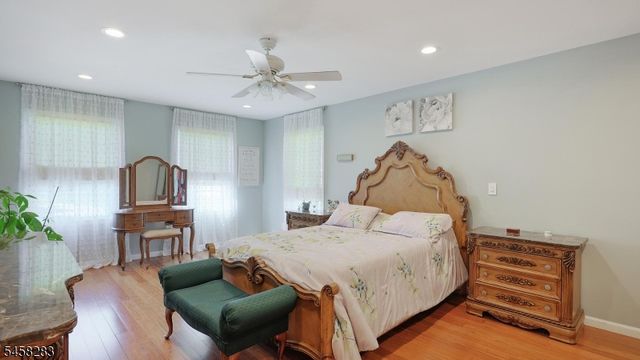 7 Linberger Dr, Bridgewater Twp., NJ 08807