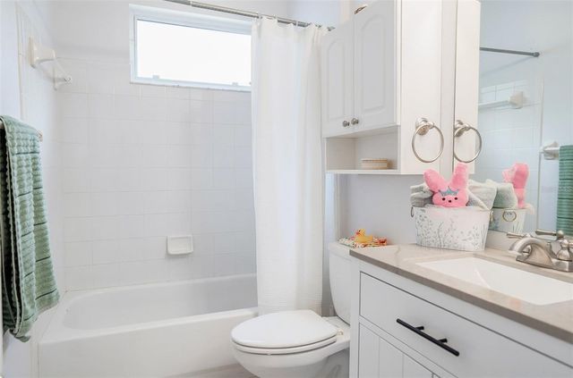 10304 BIRDWATCH DRIVE, Tampa, FL 33647