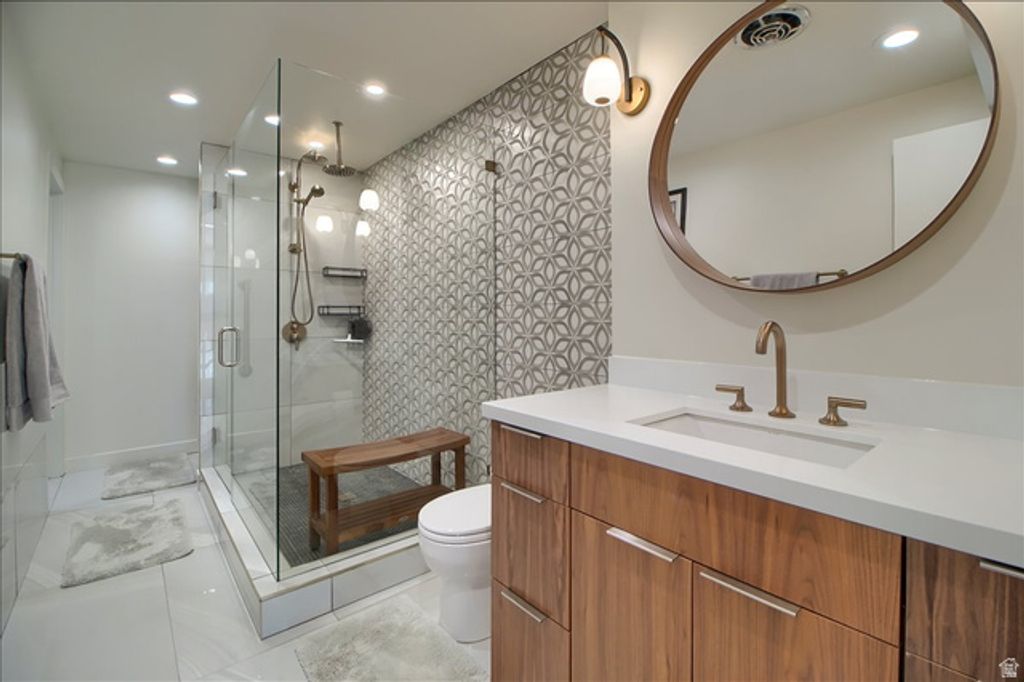 Image 15 of property listing at 674 N OAKLEY ST #F102, Salt Lake City, UT 84116