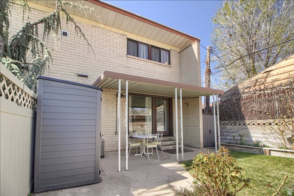 Image 24 of property listing at 674 N OAKLEY ST #F102, Salt Lake City, UT 84116