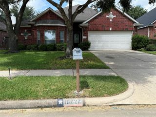 10727 Gilford Crest Drive, Spring, TX 77379