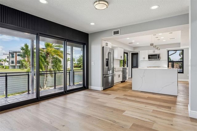 769 KINGSTON COURT, Apollo Beach, FL 33572